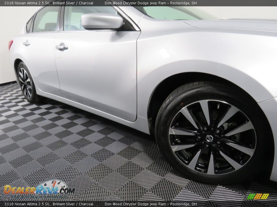2018 Nissan Altima 2.5 SV Brilliant Silver / Charcoal Photo #4