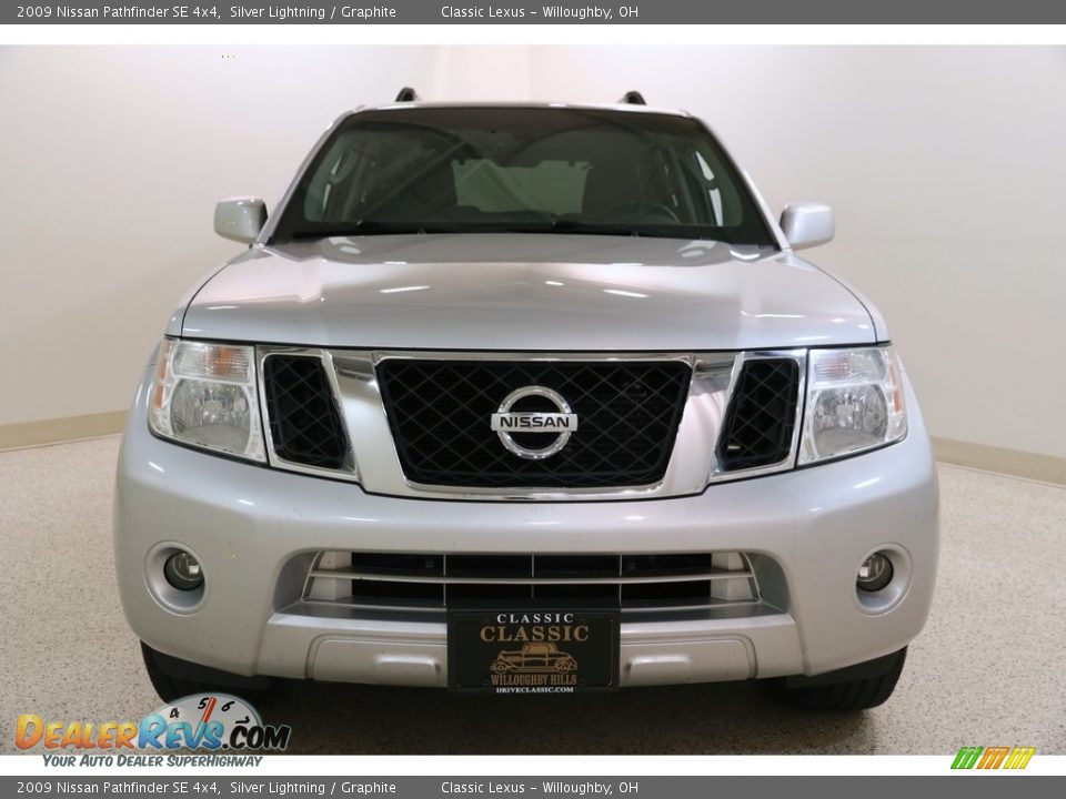 2009 Nissan Pathfinder SE 4x4 Silver Lightning / Graphite Photo #2
