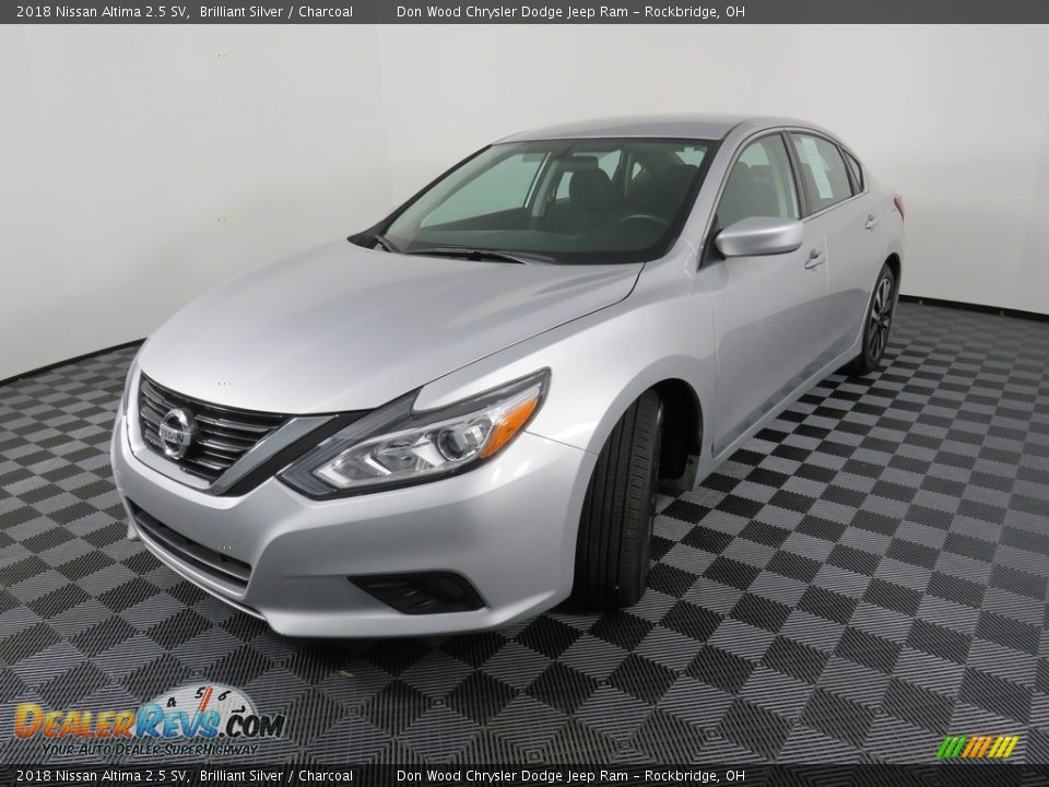 2018 Nissan Altima 2.5 SV Brilliant Silver / Charcoal Photo #8