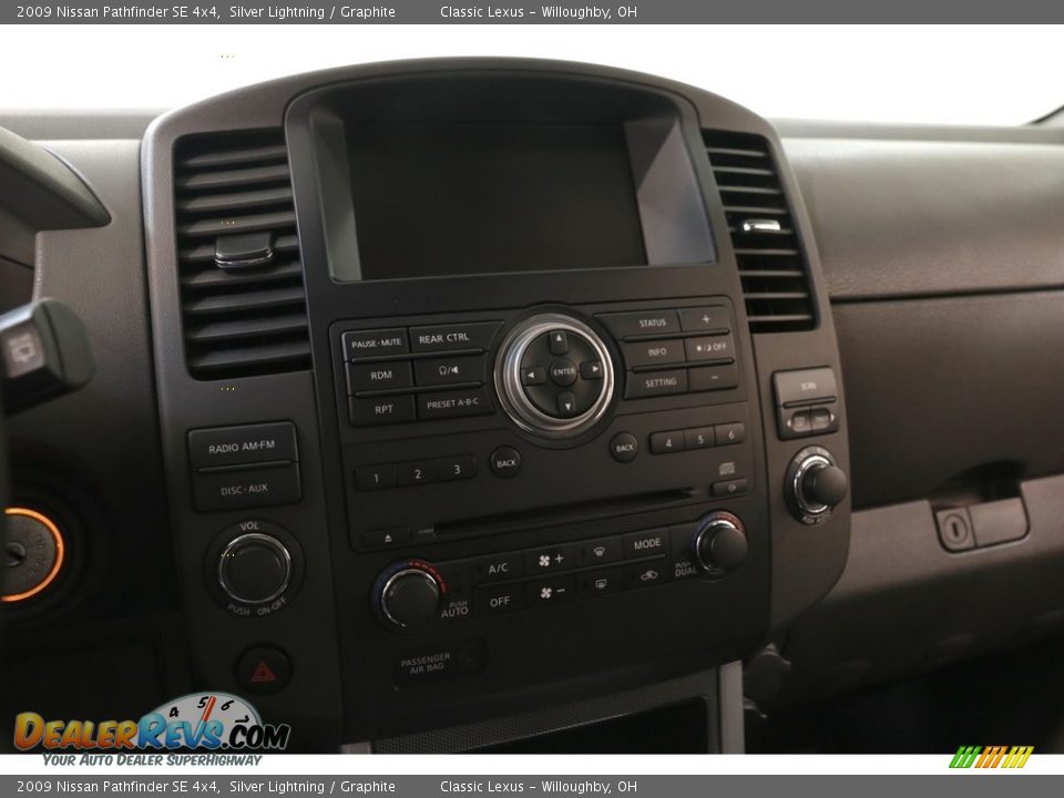 2009 Nissan Pathfinder SE 4x4 Silver Lightning / Graphite Photo #8