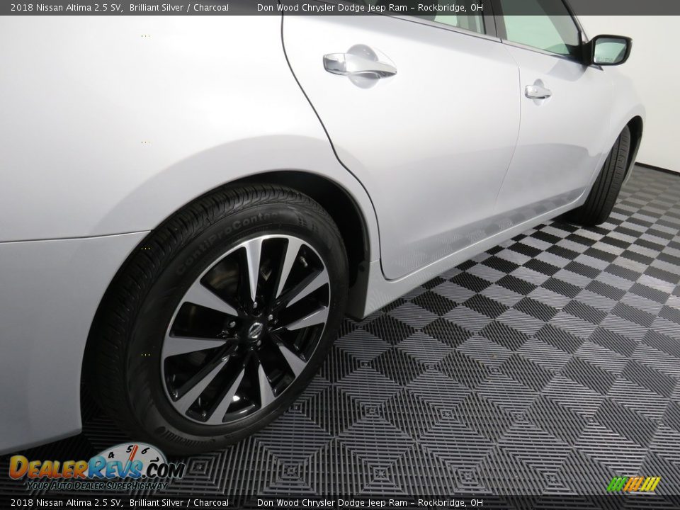 2018 Nissan Altima 2.5 SV Brilliant Silver / Charcoal Photo #16