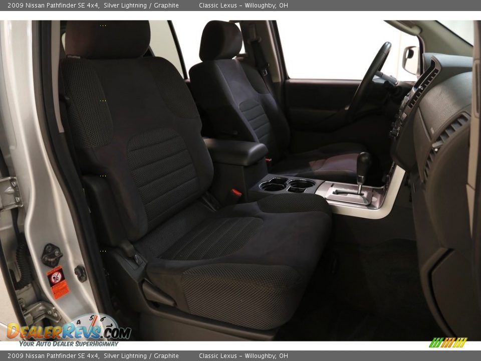 2009 Nissan Pathfinder SE 4x4 Silver Lightning / Graphite Photo #18