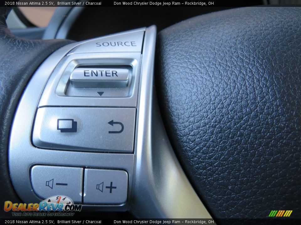 2018 Nissan Altima 2.5 SV Brilliant Silver / Charcoal Photo #34