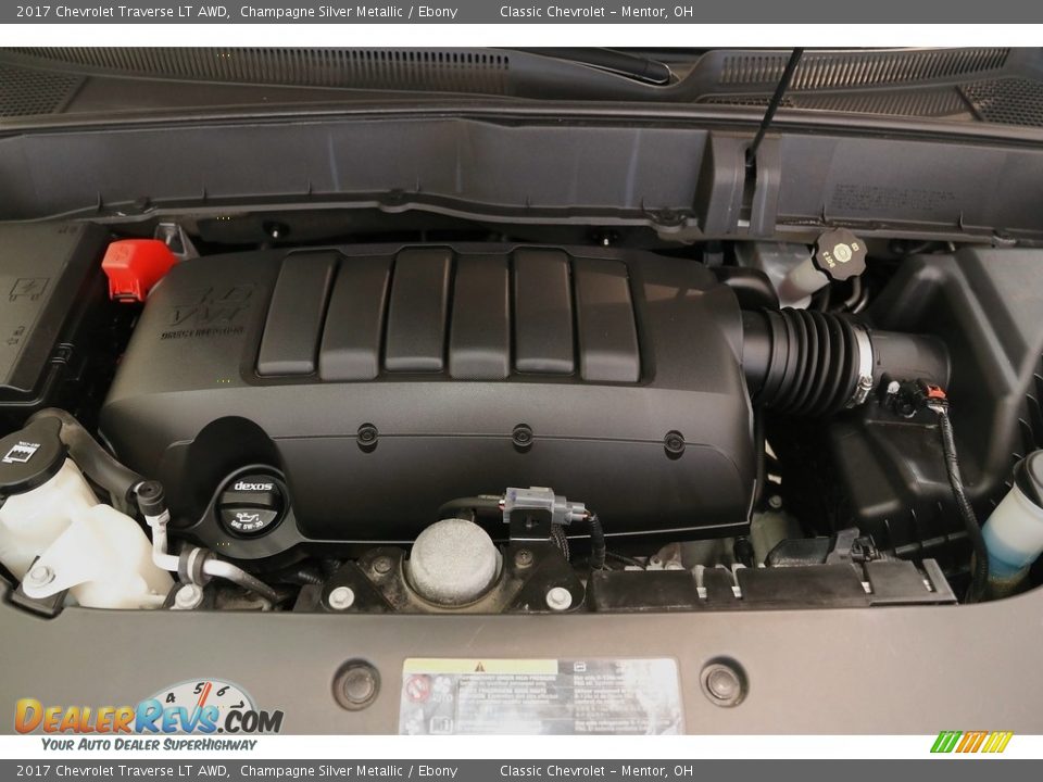 2017 Chevrolet Traverse LT AWD Champagne Silver Metallic / Ebony Photo #19