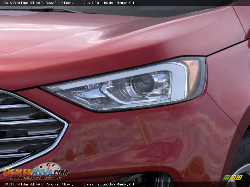 2019 Ford Edge SEL AWD Ruby Red / Ebony Photo #18