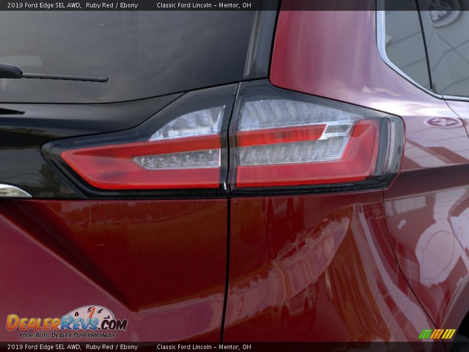 2019 Ford Edge SEL AWD Ruby Red / Ebony Photo #21