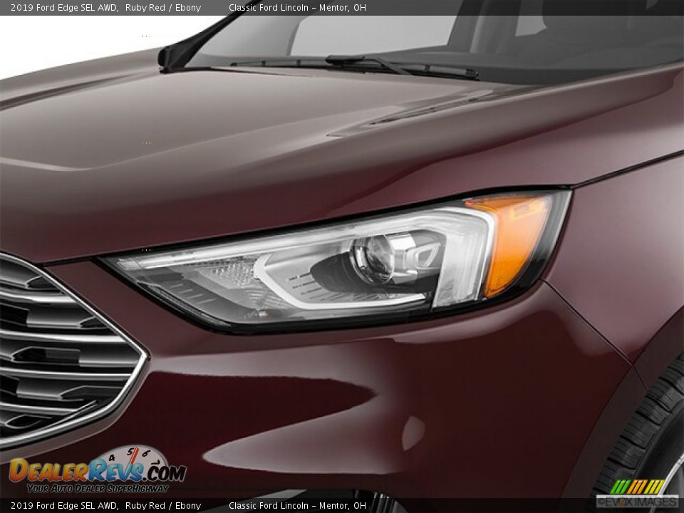 2019 Ford Edge SEL AWD Ruby Red / Ebony Photo #28