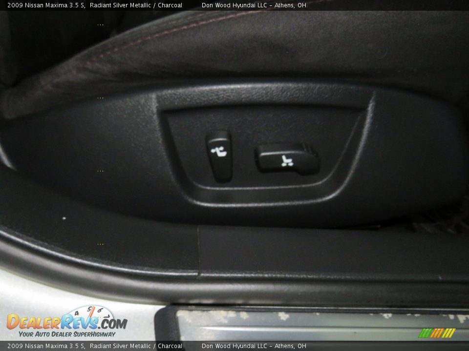 2009 Nissan Maxima 3.5 S Radiant Silver Metallic / Charcoal Photo #26