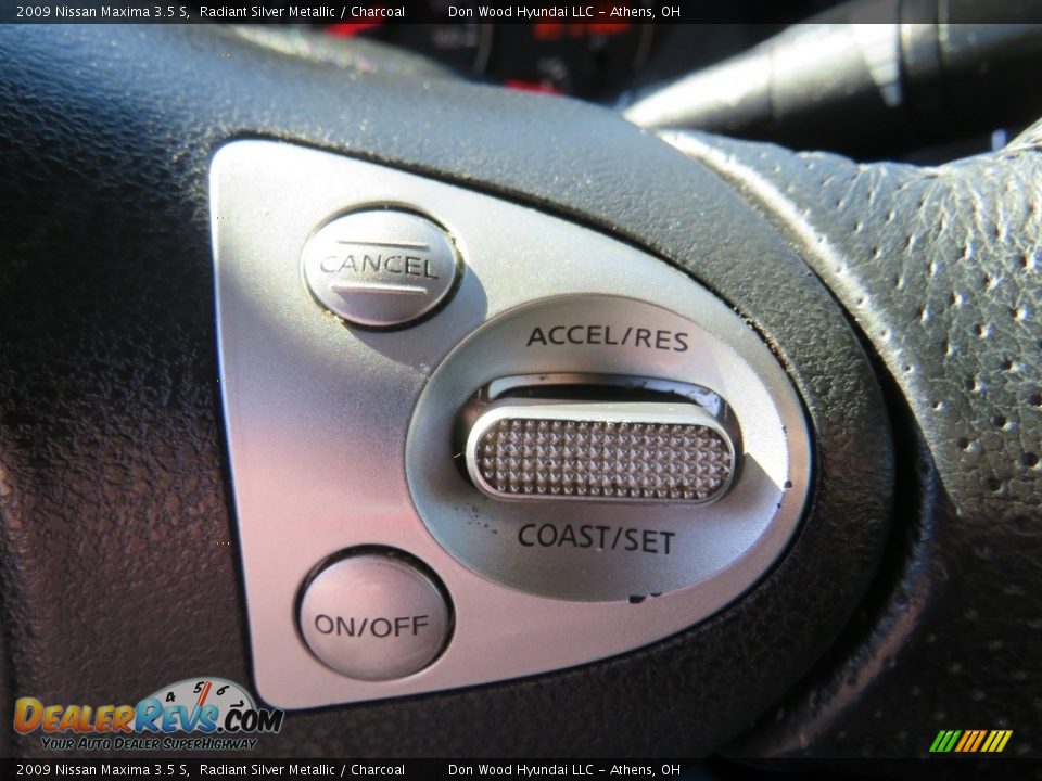 2009 Nissan Maxima 3.5 S Radiant Silver Metallic / Charcoal Photo #33