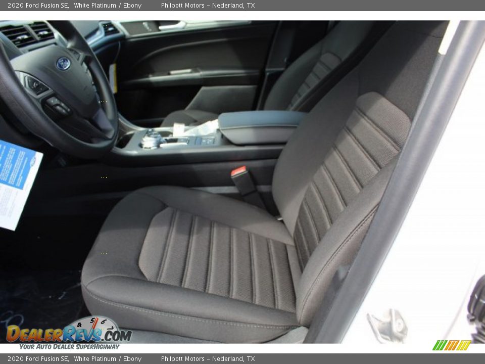 2020 Ford Fusion SE White Platinum / Ebony Photo #10