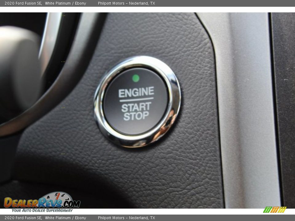 2020 Ford Fusion SE White Platinum / Ebony Photo #18