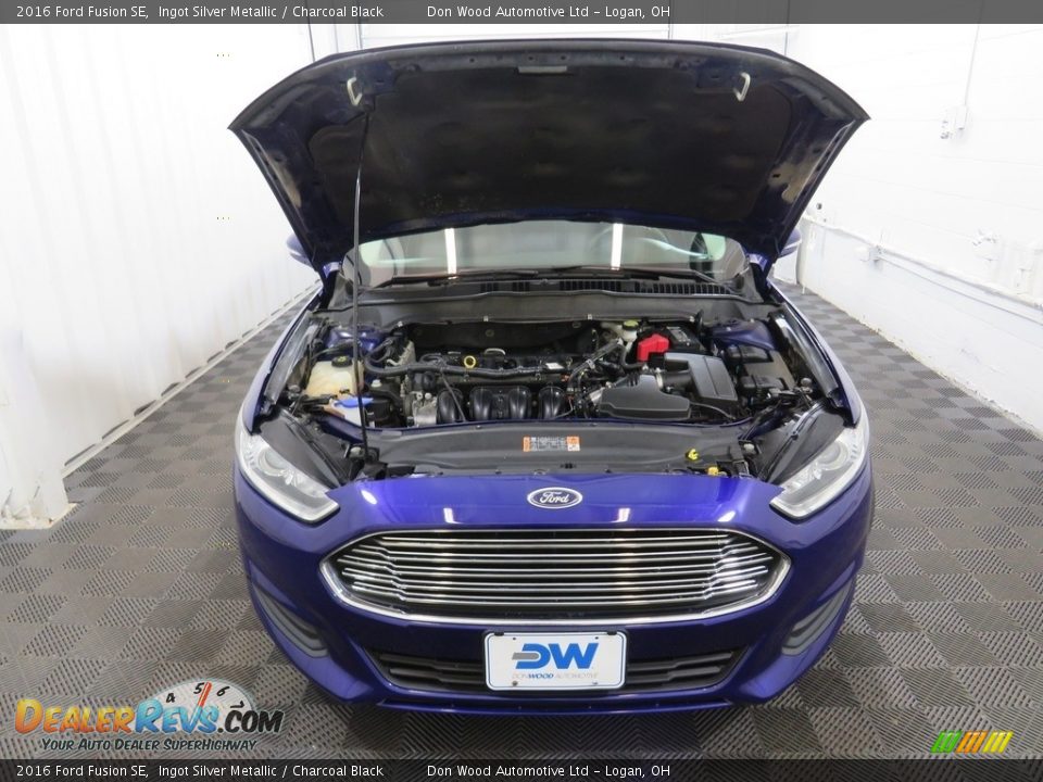 2016 Ford Fusion SE Ingot Silver Metallic / Charcoal Black Photo #6