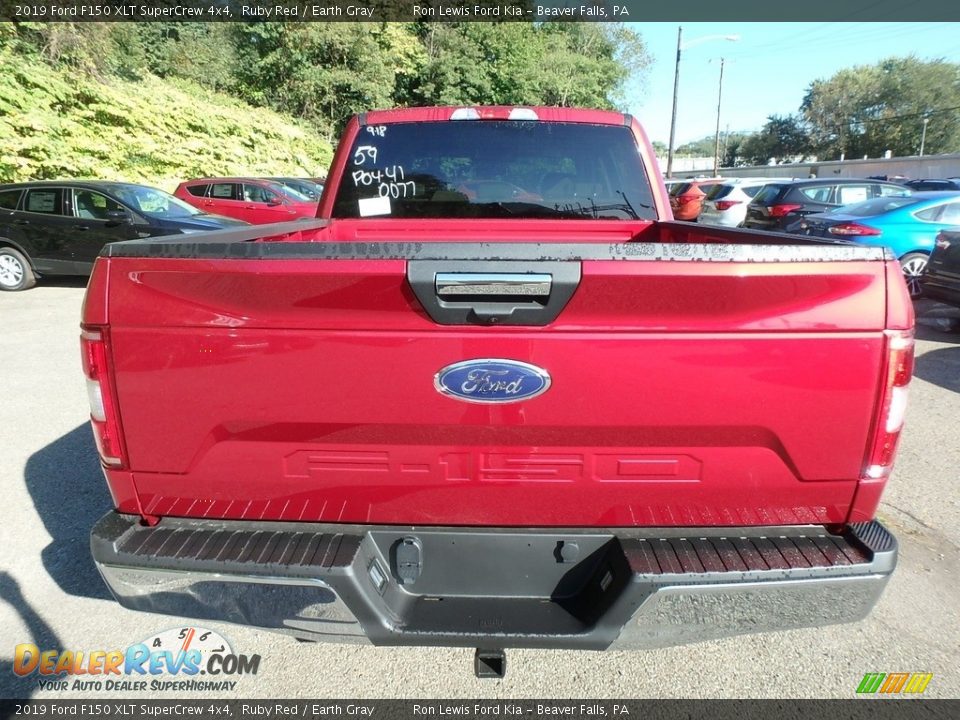 2019 Ford F150 XLT SuperCrew 4x4 Ruby Red / Earth Gray Photo #3