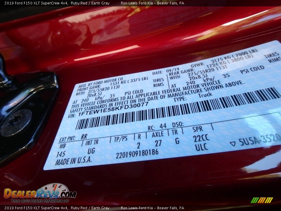 2019 Ford F150 XLT SuperCrew 4x4 Ruby Red / Earth Gray Photo #10