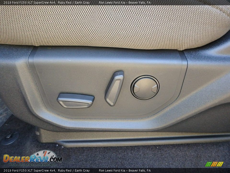2019 Ford F150 XLT SuperCrew 4x4 Ruby Red / Earth Gray Photo #11