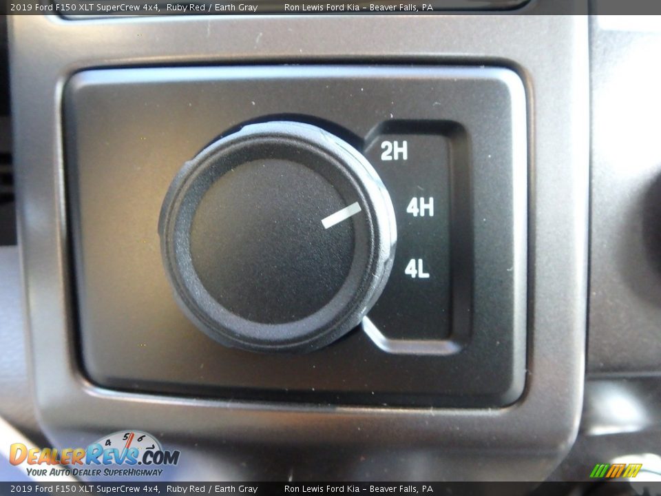 2019 Ford F150 XLT SuperCrew 4x4 Ruby Red / Earth Gray Photo #18