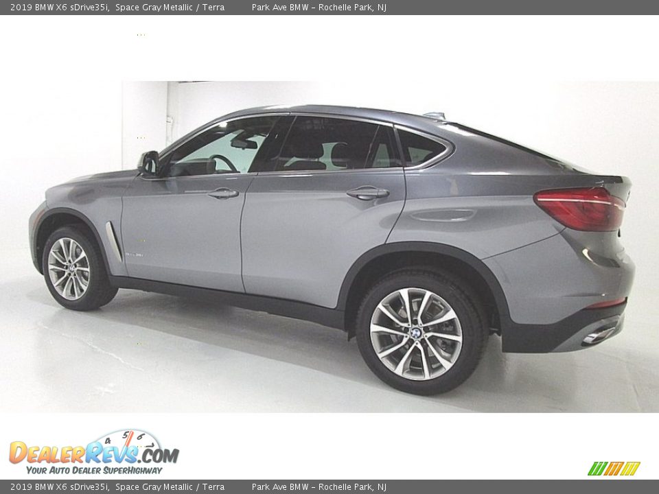 2019 BMW X6 sDrive35i Space Gray Metallic / Terra Photo #2