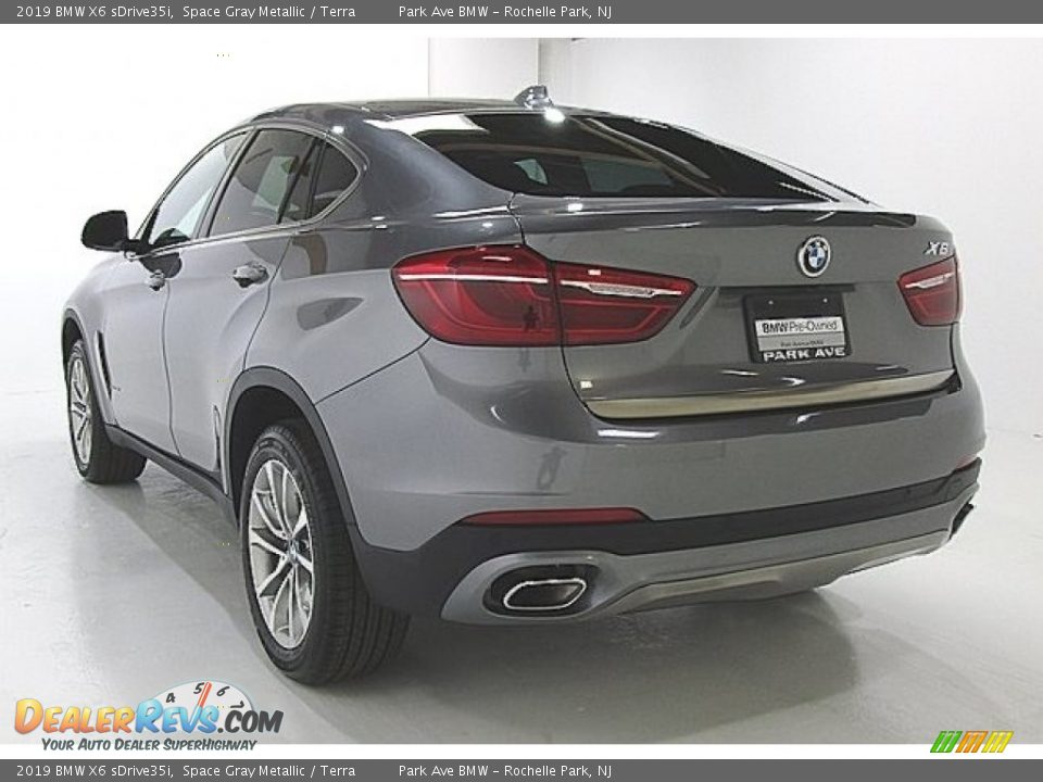 2019 BMW X6 sDrive35i Space Gray Metallic / Terra Photo #3