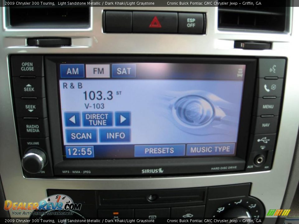 2009 Chrysler 300 Touring Light Sandstone Metallic / Dark Khaki/Light Graystone Photo #29
