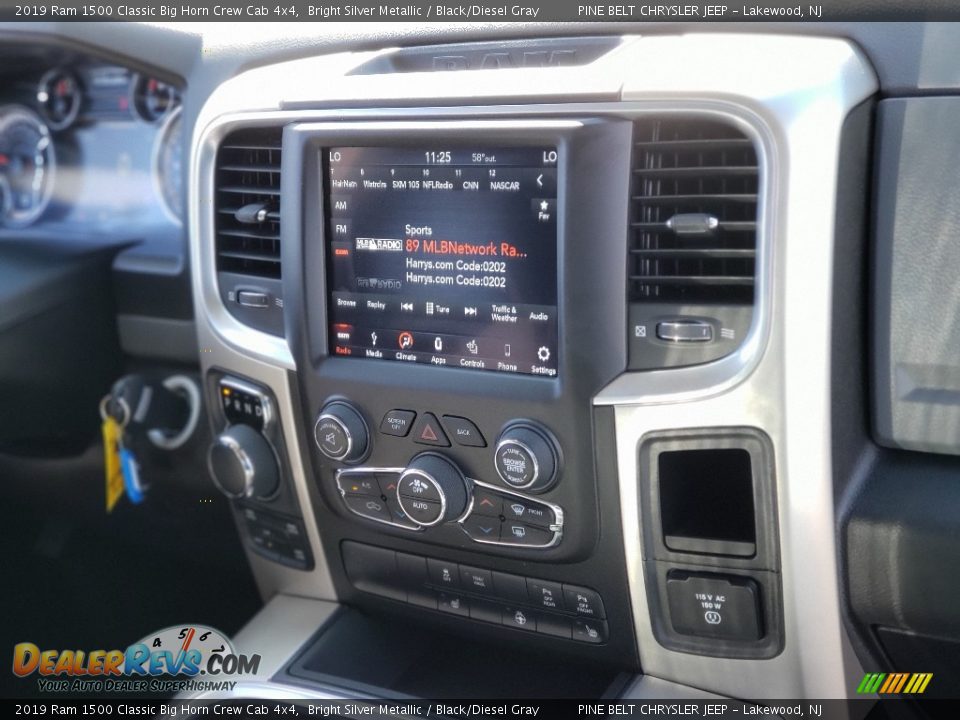2019 Ram 1500 Classic Big Horn Crew Cab 4x4 Bright Silver Metallic / Black/Diesel Gray Photo #3