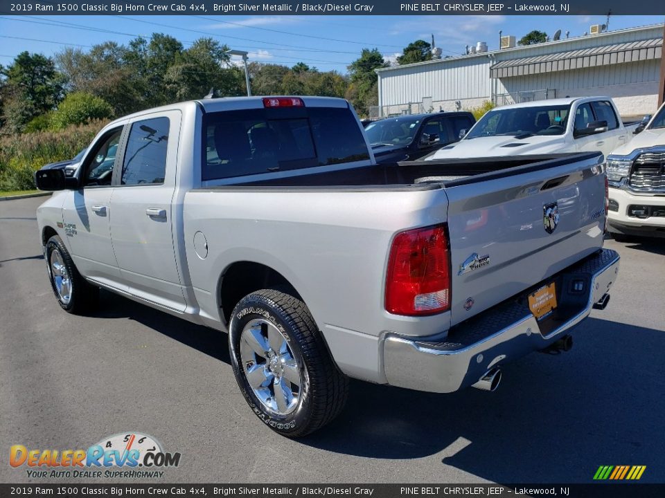 2019 Ram 1500 Classic Big Horn Crew Cab 4x4 Bright Silver Metallic / Black/Diesel Gray Photo #11