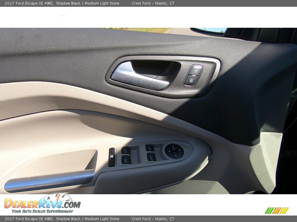 2017 Ford Escape SE 4WD Shadow Black / Medium Light Stone Photo #13