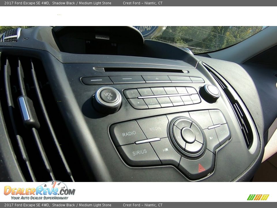 2017 Ford Escape SE 4WD Shadow Black / Medium Light Stone Photo #15