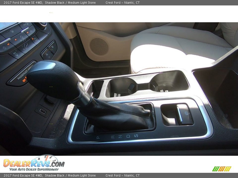 2017 Ford Escape SE 4WD Shadow Black / Medium Light Stone Photo #17
