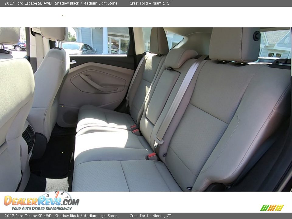2017 Ford Escape SE 4WD Shadow Black / Medium Light Stone Photo #19