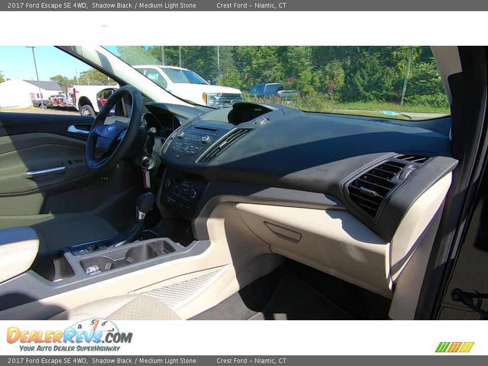 2017 Ford Escape SE 4WD Shadow Black / Medium Light Stone Photo #26