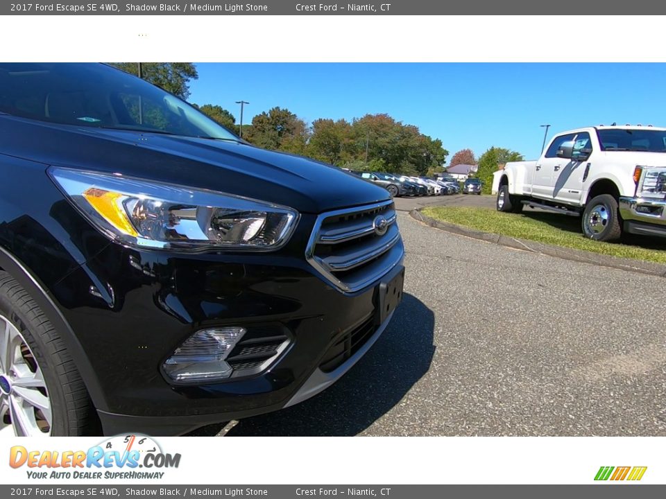 2017 Ford Escape SE 4WD Shadow Black / Medium Light Stone Photo #28