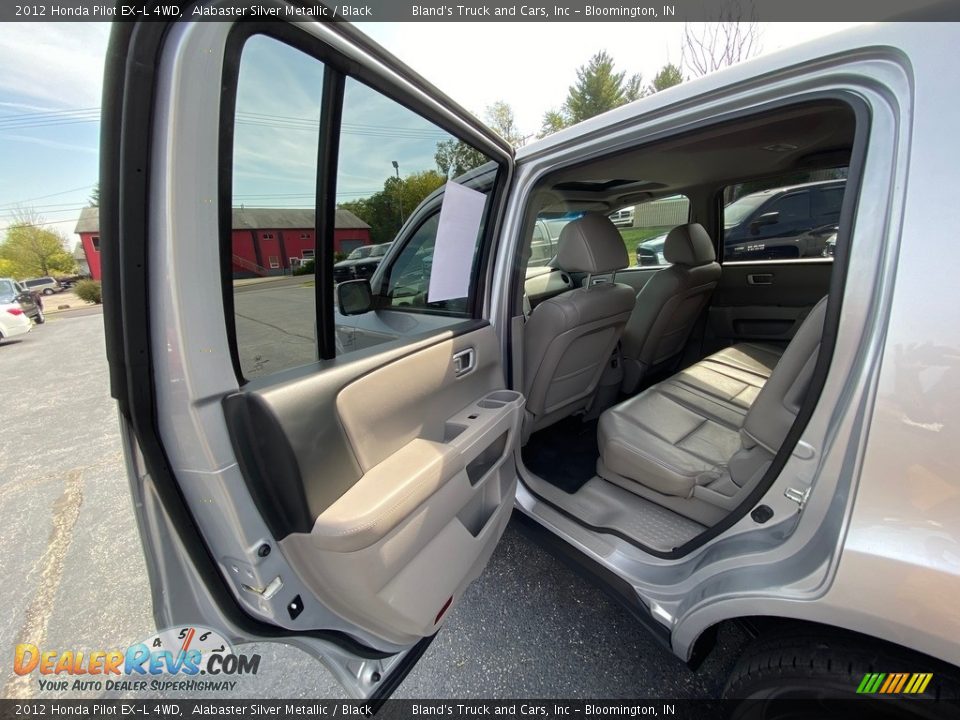 2012 Honda Pilot EX-L 4WD Alabaster Silver Metallic / Black Photo #32