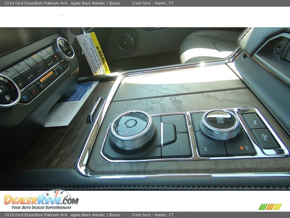 2019 Ford Expedition Platinum 4x4 Agate Black Metallic / Ebony Photo #17