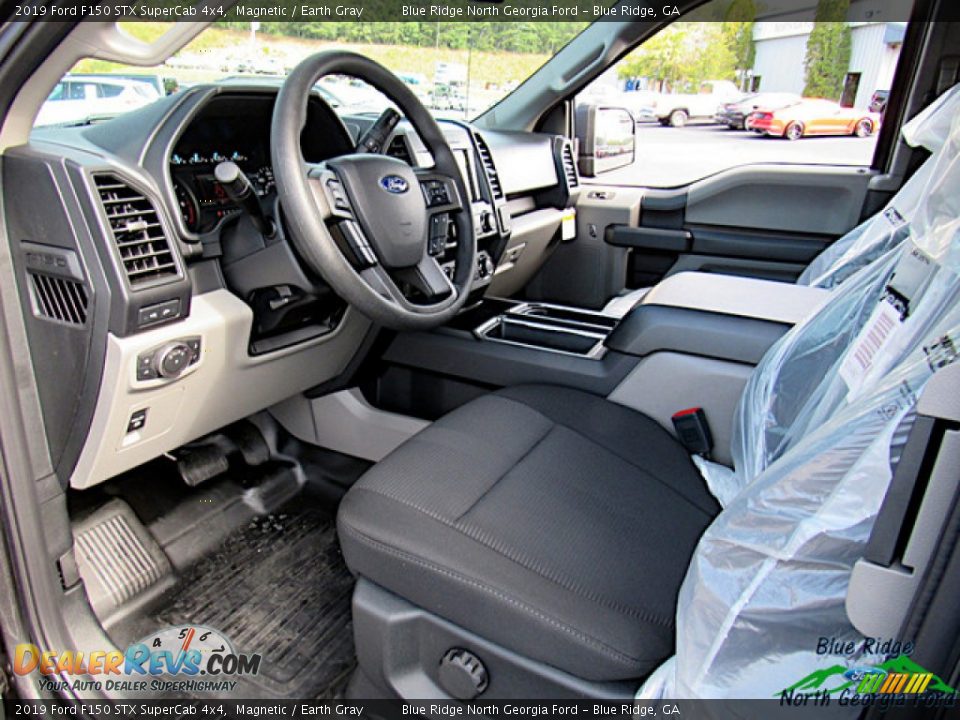 2019 Ford F150 STX SuperCab 4x4 Magnetic / Earth Gray Photo #28