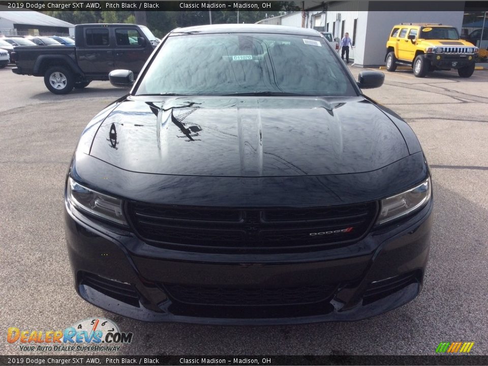 2019 Dodge Charger SXT AWD Pitch Black / Black Photo #4