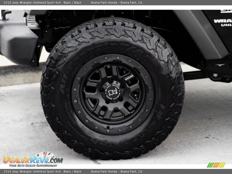 2016 Jeep Wrangler Unlimited Sport 4x4 Black / Black Photo #31
