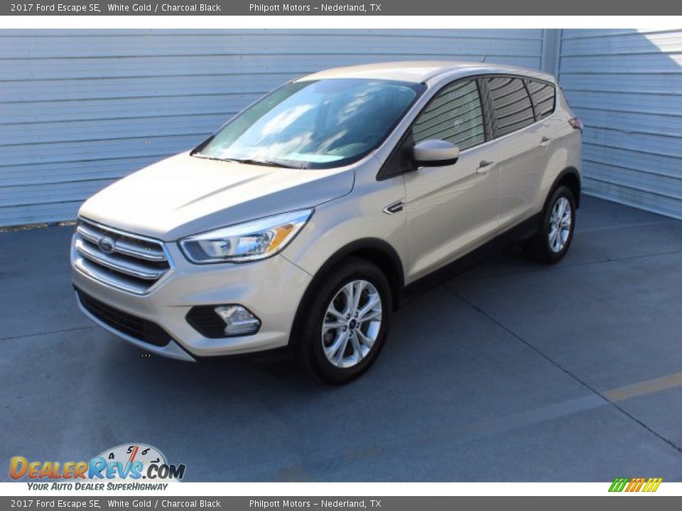 2017 Ford Escape SE White Gold / Charcoal Black Photo #4