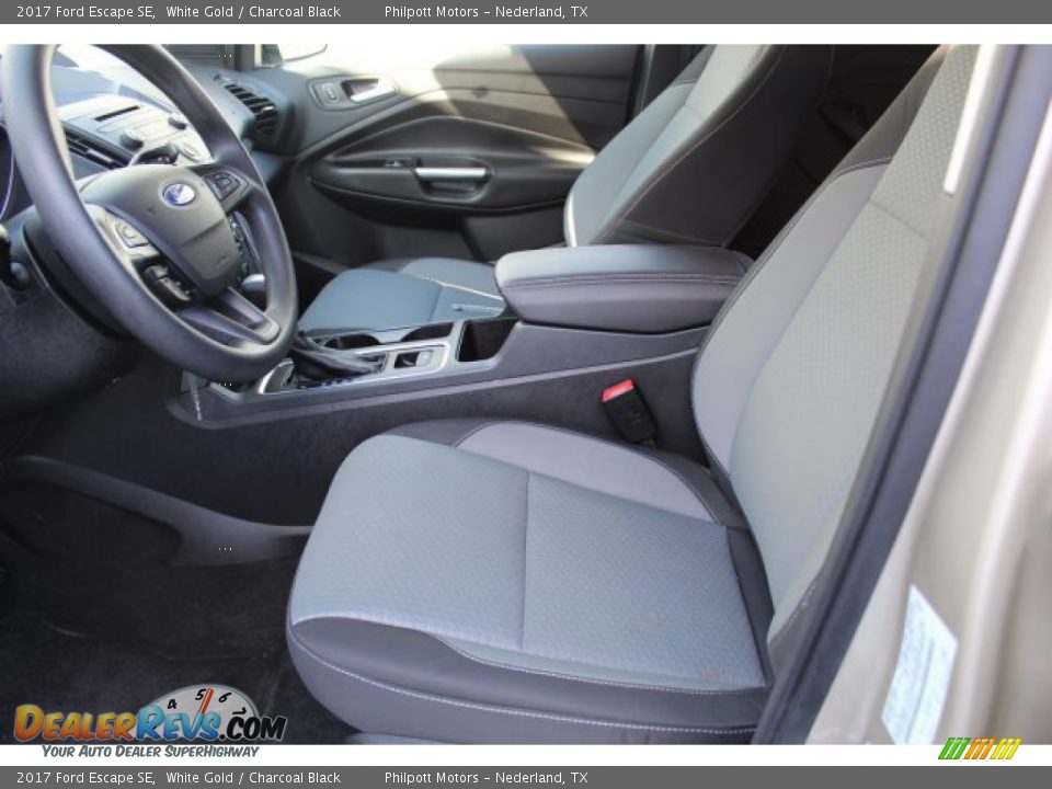 2017 Ford Escape SE White Gold / Charcoal Black Photo #11