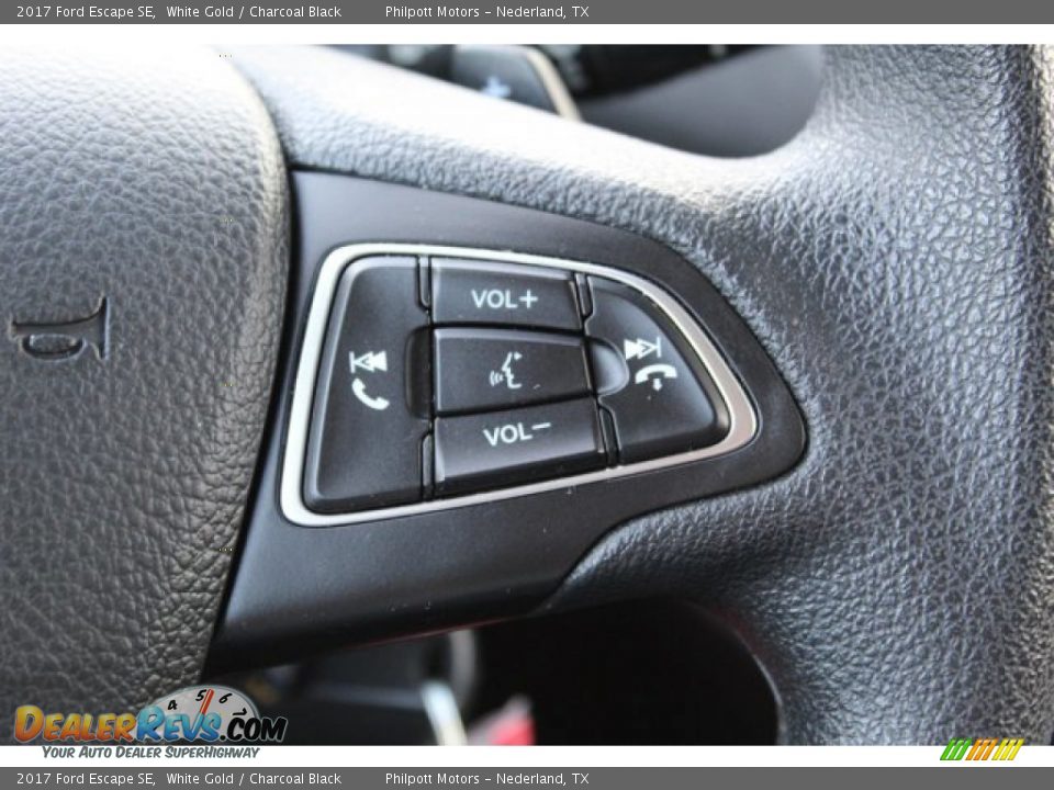 2017 Ford Escape SE White Gold / Charcoal Black Photo #13