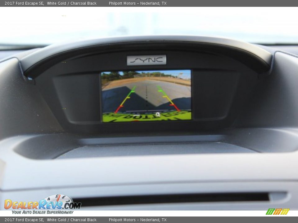 2017 Ford Escape SE White Gold / Charcoal Black Photo #19