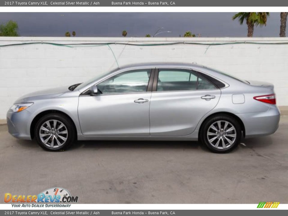 2017 Toyota Camry XLE Celestial Silver Metallic / Ash Photo #8