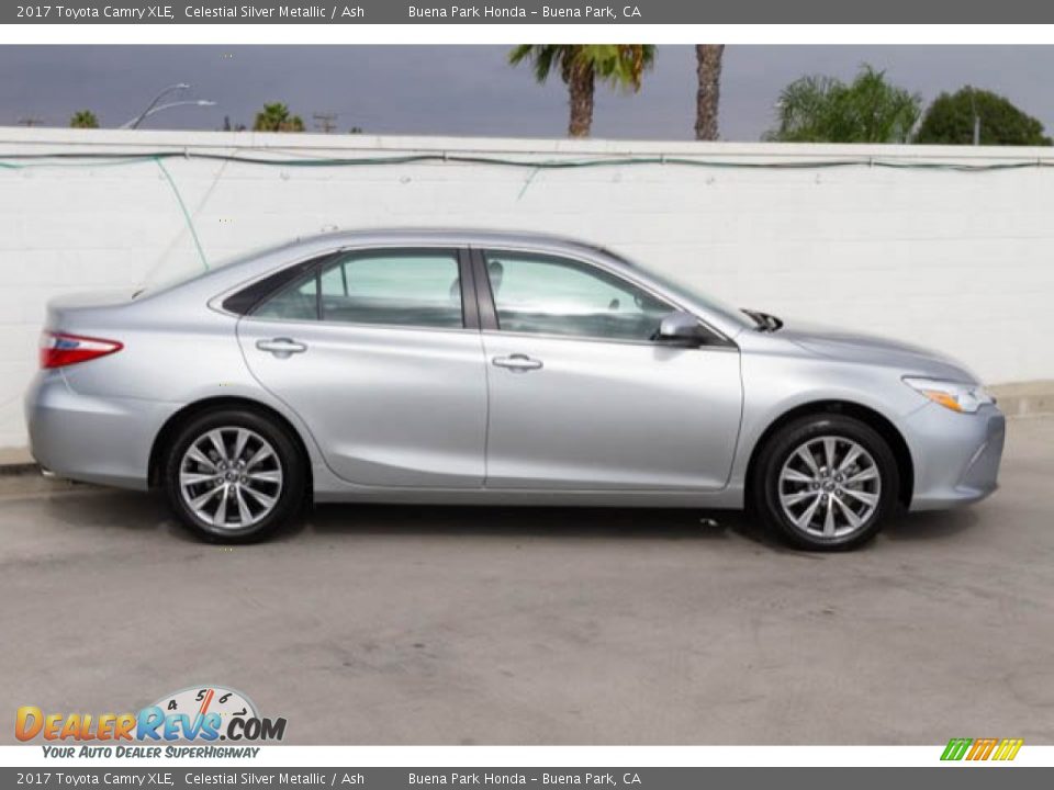 2017 Toyota Camry XLE Celestial Silver Metallic / Ash Photo #12