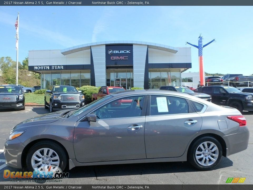 2017 Nissan Altima 2.5 S Gun Metallic / Charcoal Photo #1