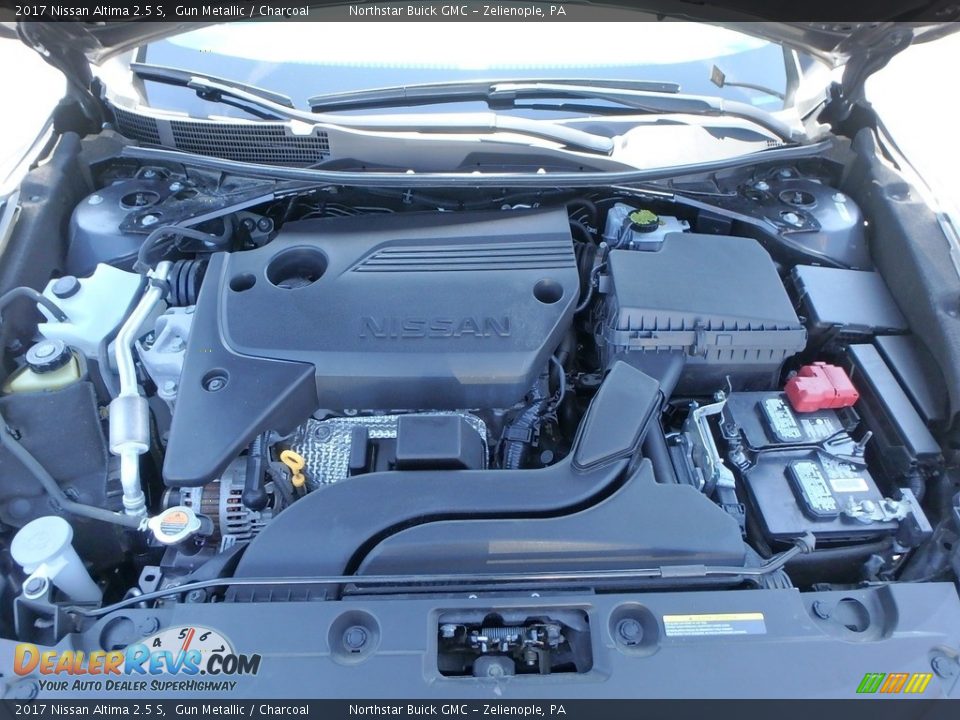 2017 Nissan Altima 2.5 S Gun Metallic / Charcoal Photo #2