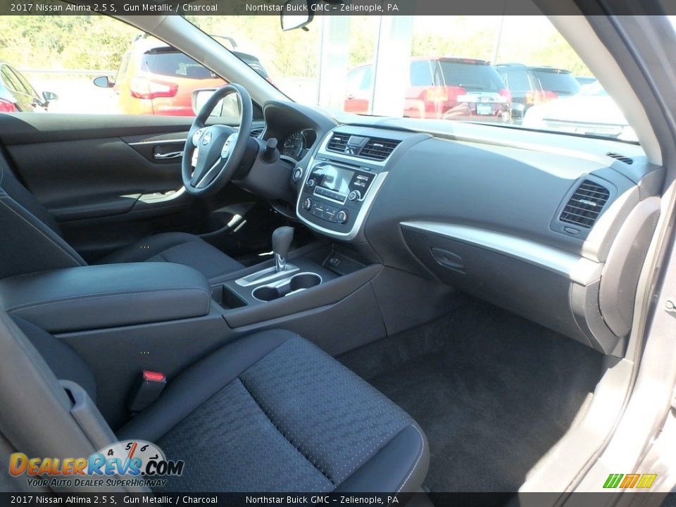 2017 Nissan Altima 2.5 S Gun Metallic / Charcoal Photo #6