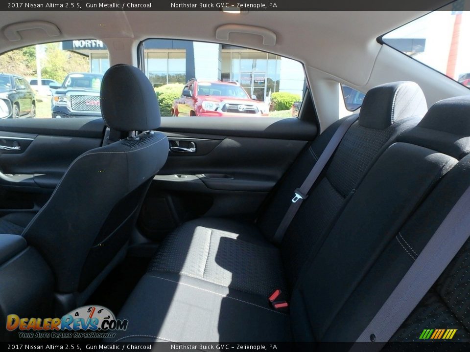 2017 Nissan Altima 2.5 S Gun Metallic / Charcoal Photo #18