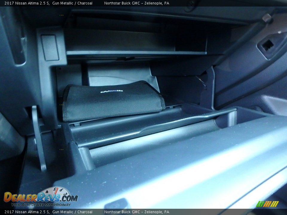 2017 Nissan Altima 2.5 S Gun Metallic / Charcoal Photo #25