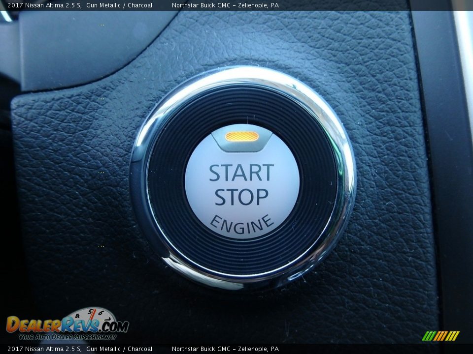 2017 Nissan Altima 2.5 S Gun Metallic / Charcoal Photo #29