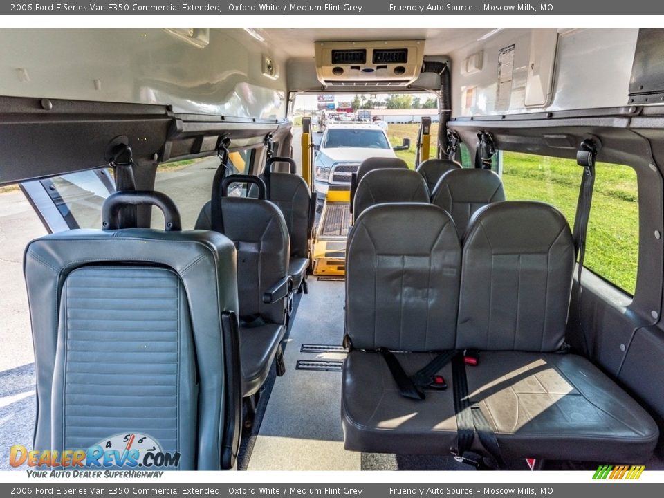 2006 Ford E Series Van E350 Commercial Extended Oxford White / Medium Flint Grey Photo #11