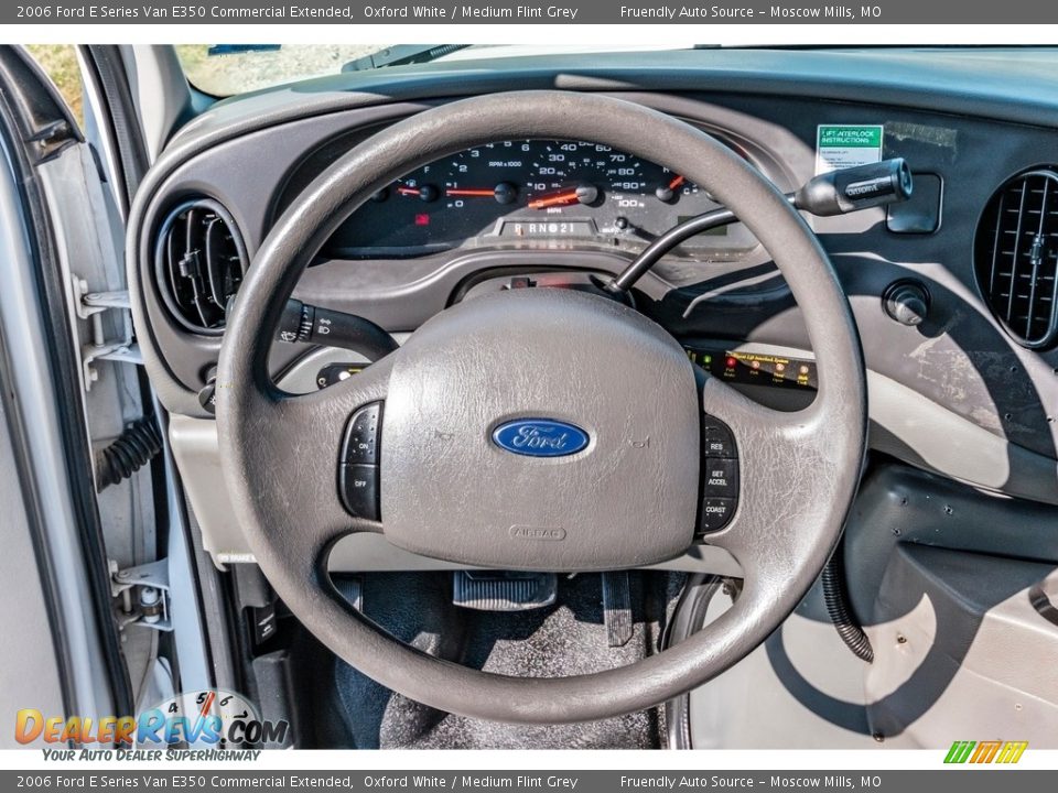 2006 Ford E Series Van E350 Commercial Extended Oxford White / Medium Flint Grey Photo #29
